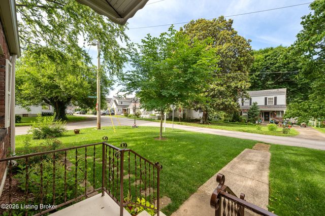 213 Linden Ln, Louisville, KY 40206
