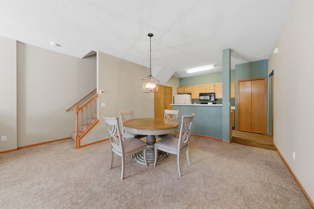 14172 Plymouth Avenue 28, Burnsville, MN 55337 — photo 5