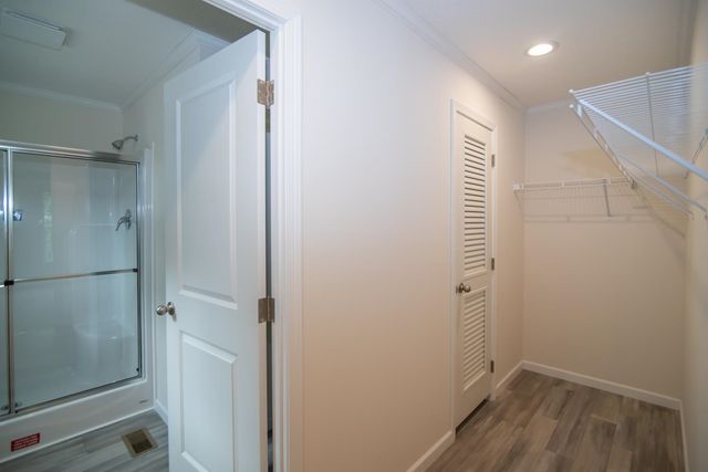 9 Cartwright Drive, Londonderry, NH 03053