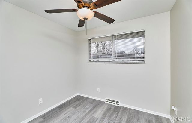 11711 Bridgevale Avenue, St Louis, MO 63138