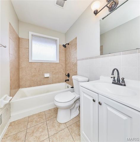 11711 Bridgevale Avenue, St Louis, MO 63138