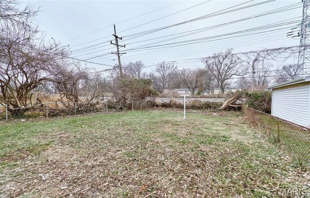 11711 Bridgevale Avenue, St Louis, MO 63138