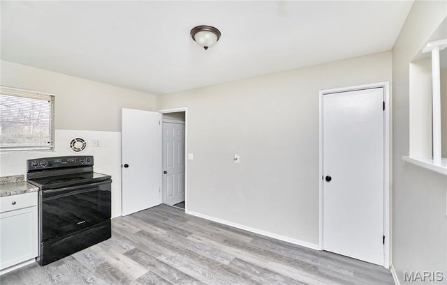 11711 Bridgevale Avenue, St Louis, MO 63138