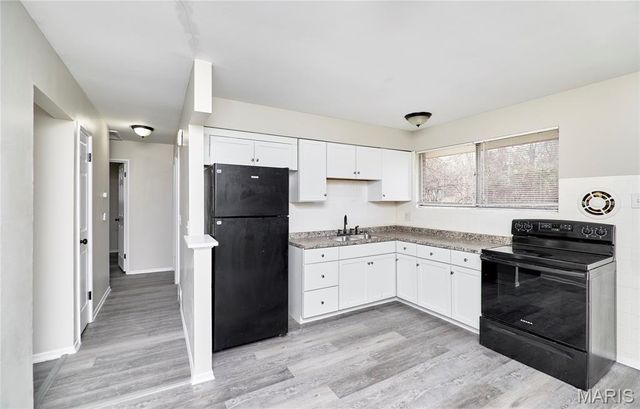 11711 Bridgevale Avenue, St Louis, MO 63138