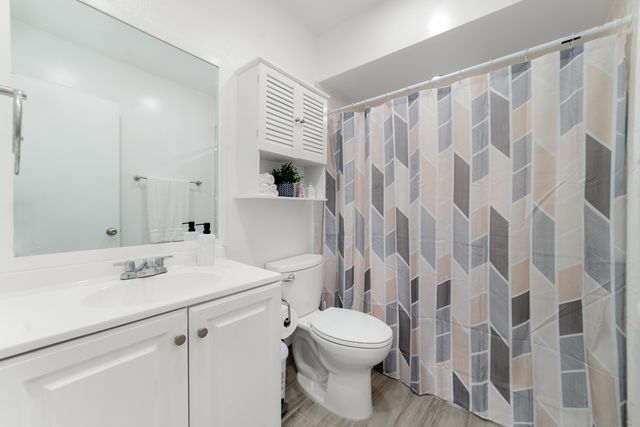 2710 Riverside Drive 201a, Coral Springs, FL 33065