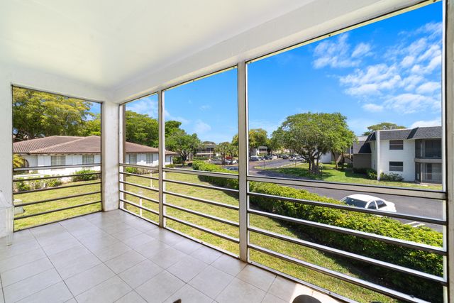 2710 Riverside Drive 201a, Coral Springs, FL 33065