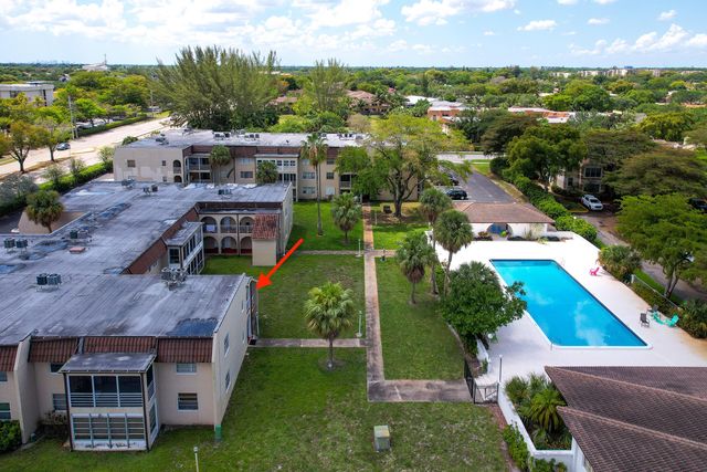 2710 Riverside Drive 201a, Coral Springs, FL 33065