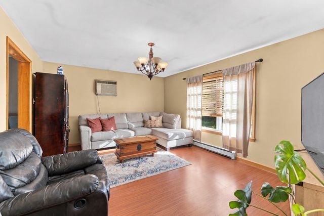 96 Mendall Rd, Acushnet, MA 02743
