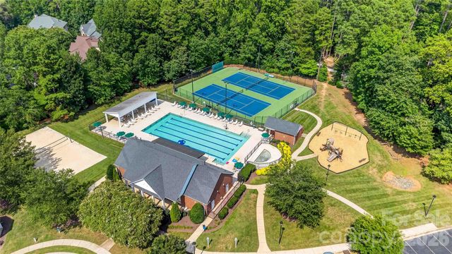 16511 Segars Lane, Huntersville, NC 28078