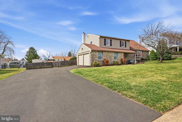 226 ANDREW DR, Newtown, PA 18940