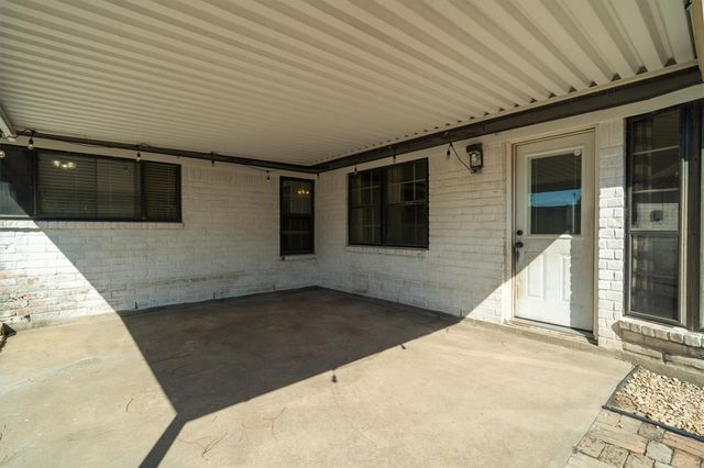 1413 21st Avenue N, Texas City, TX 77590