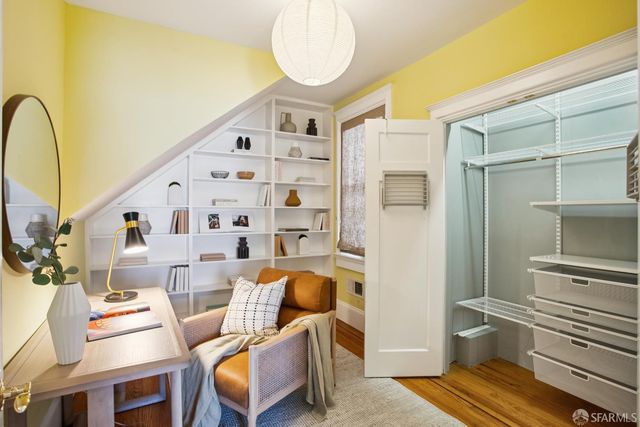 907 Douglass Street, San Francisco, CA 94114
