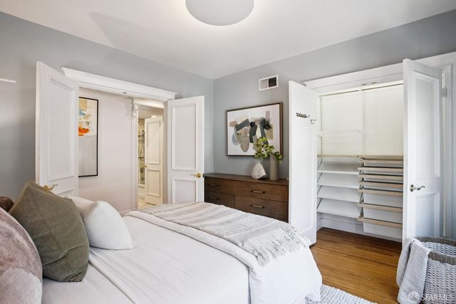 907 Douglass Street, San Francisco, CA 94114