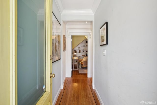 907 Douglass Street, San Francisco, CA 94114