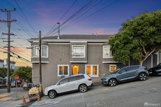 907 Douglass Street, San Francisco, CA 94114