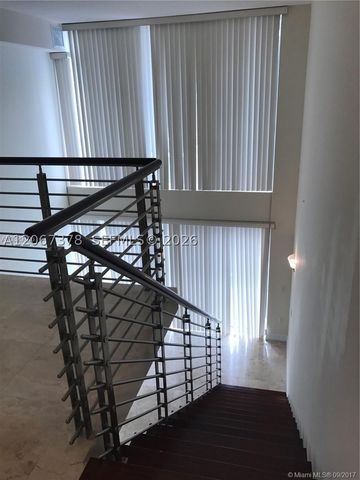 41 SE 5th St 1606, Miami, FL 33131