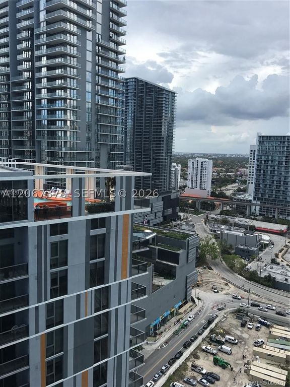 41 SE 5th St 1606, Miami, FL 33131