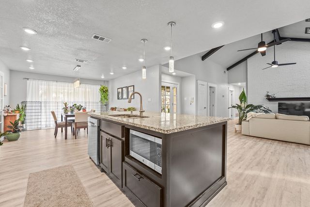 6338 Mecca St, Odessa, TX 79762