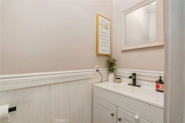 450 N Dart Canyon, Crestline, CA 92325