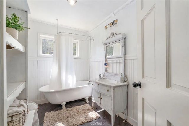 450 N Dart Canyon, Crestline, CA 92325