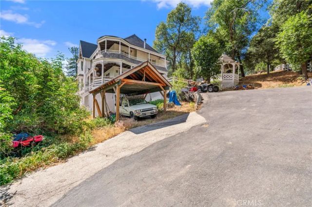 450 N Dart Canyon, Crestline, CA 92325