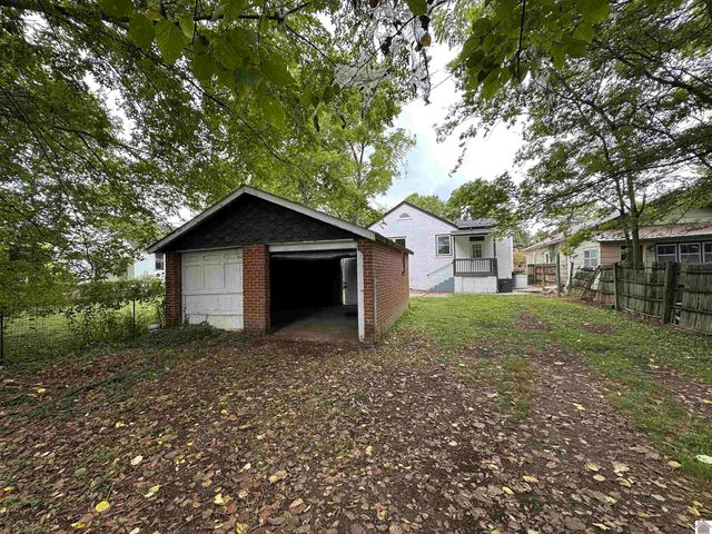 124 FARLEY PLACE, Paducah, KY 42003