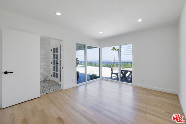 3710 Glenridge Drive, Los Angeles, CA 91423