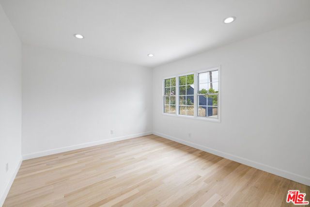 3710 Glenridge Drive, Los Angeles, CA 91423