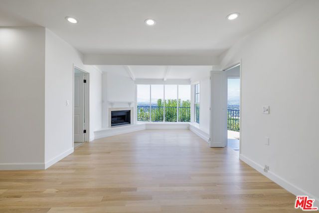 3710 Glenridge Drive, Los Angeles, CA 91423
