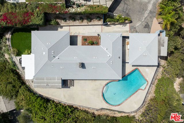 3710 Glenridge Drive, Los Angeles, CA 91423