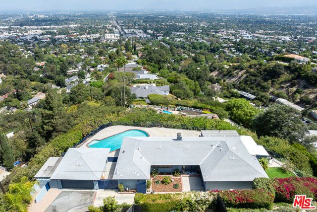 3710 Glenridge Drive, Los Angeles, CA 91423