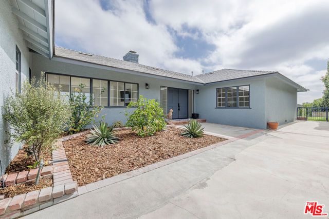 3710 Glenridge Drive, Los Angeles, CA 91423