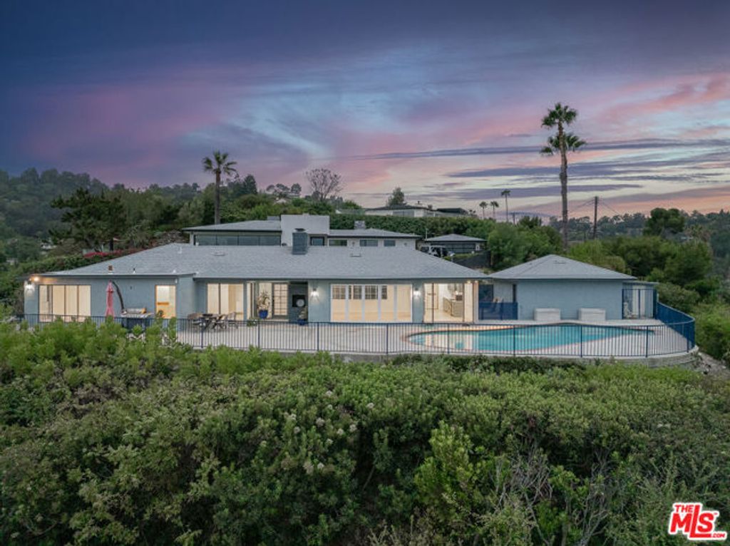 3710 Glenridge Drive, Los Angeles, CA 91423