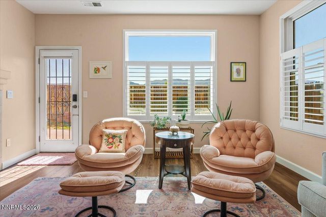 10518 Iron Point Circle, Reno, NV 89521