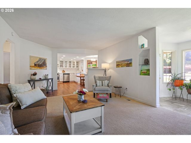 9511 Se TENINO Ct, Portland, OR 97266