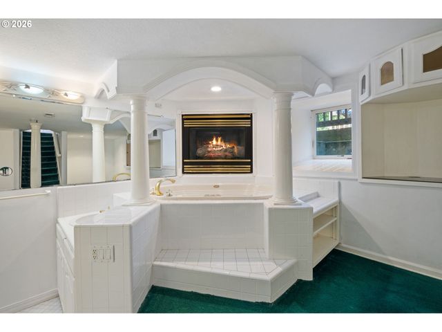 9511 Se TENINO Ct, Portland, OR 97266