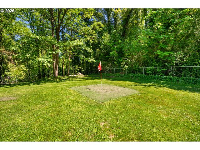 9511 Se TENINO Ct, Portland, OR 97266