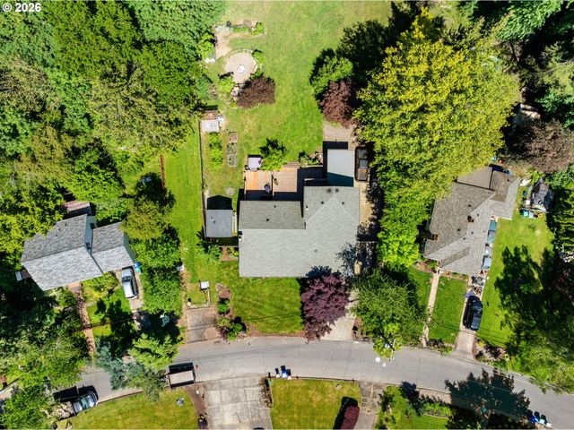 9511 Se TENINO Ct, Portland, OR 97266