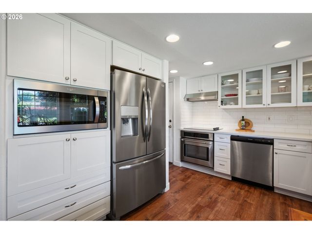 9511 Se TENINO Ct, Portland, OR 97266
