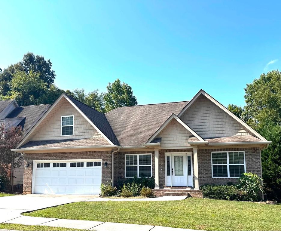 1826 Preservation Dr, NE, Cleveland, TN 37323