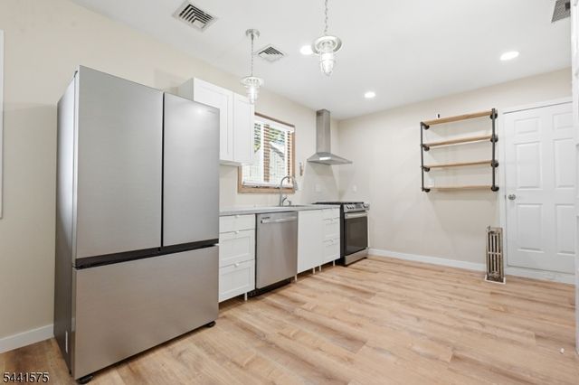 64 Conover Ave, Nutley Twp., NJ 07110
