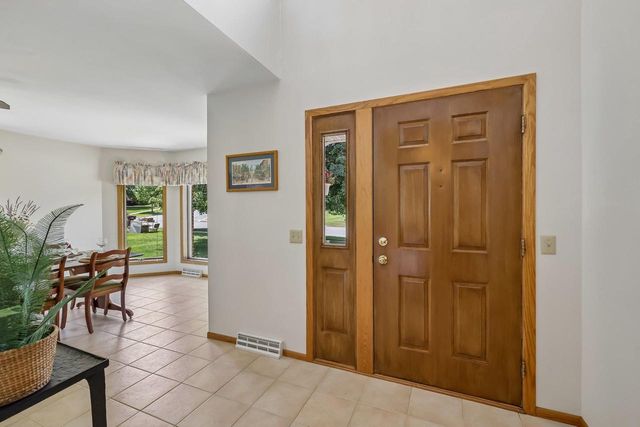 7100 Spring Hill Drive, Middleton, WI 53562