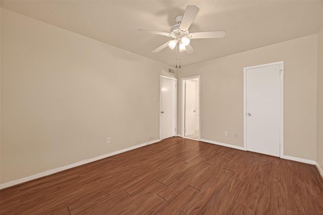 3400 Timmons Lane 31, Houston, TX 77027