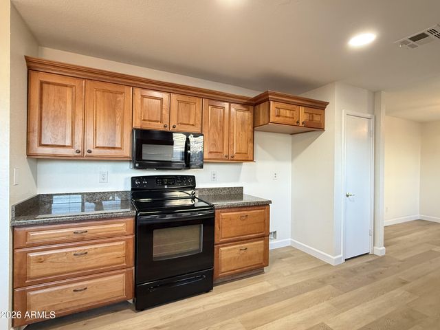 3644 W DEL RIO Street, Chandler, AZ 85226