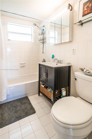 350 S Shore Dr 4, Miami Beach, FL 33141