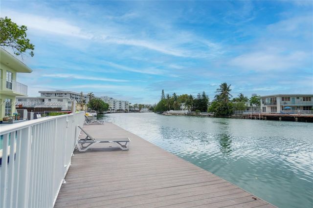 350 S Shore Dr 4, Miami Beach, FL 33141