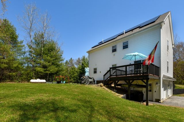 72 New Braintree Rd, West Brookfield, MA 01585