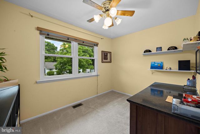 630 GREENBRIAR DRIVE, Williamstown, NJ 08094