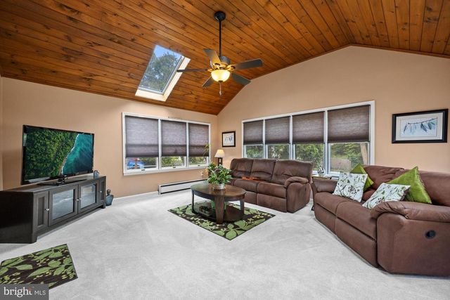630 GREENBRIAR DRIVE, Williamstown, NJ 08094