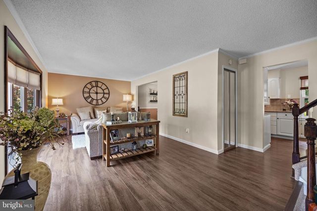 630 GREENBRIAR DRIVE, Williamstown, NJ 08094